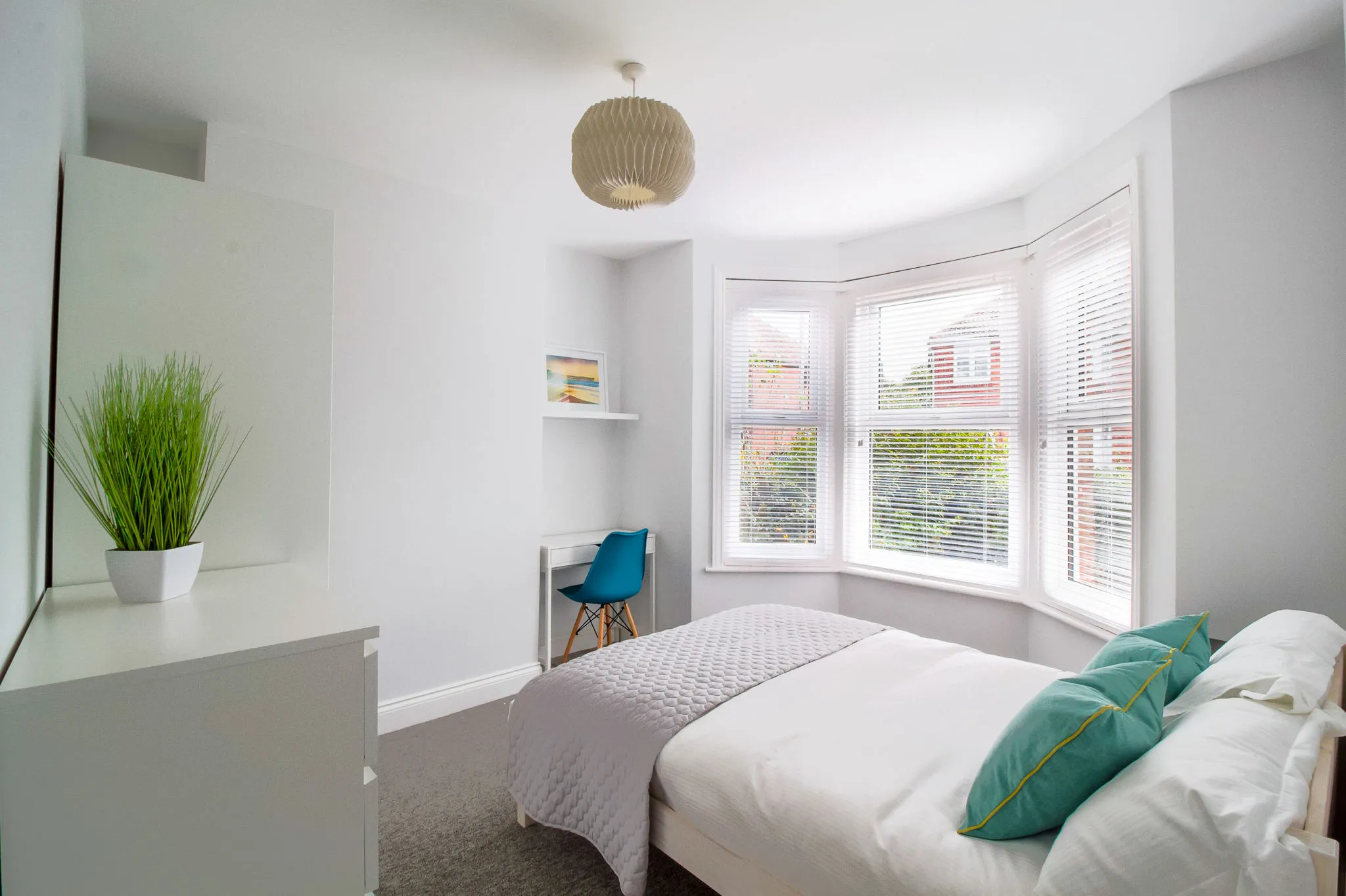 Room Cranbury Road in Eastleigh