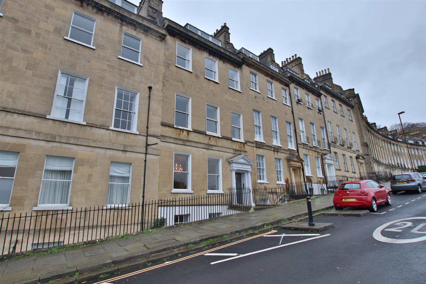 Flat Entry Hill in Bath