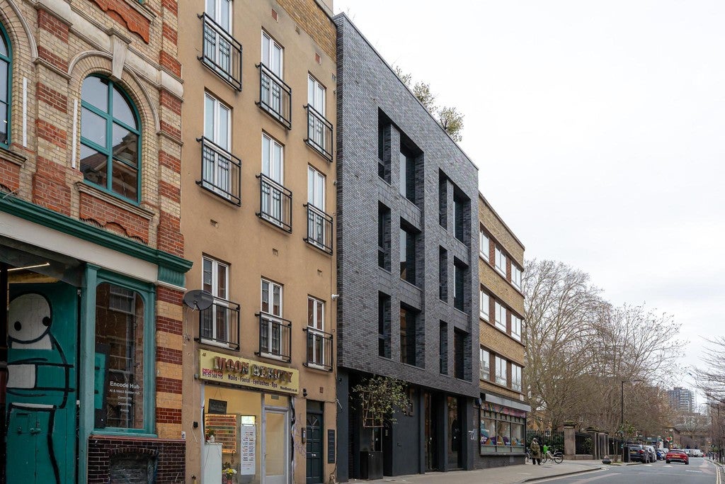 Flat Charles Square in Greater London