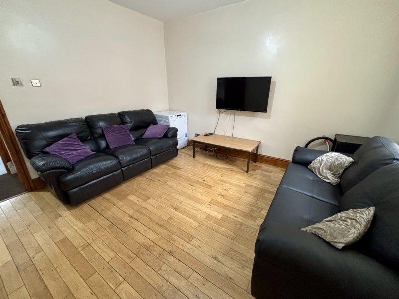 House Beamsley Terrace in Leeds