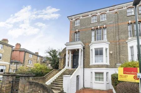 Flat Marlborough Road in Greater London