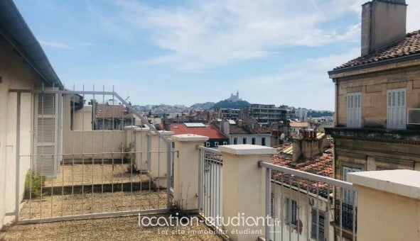 Room Rue Lafayette in Marseille