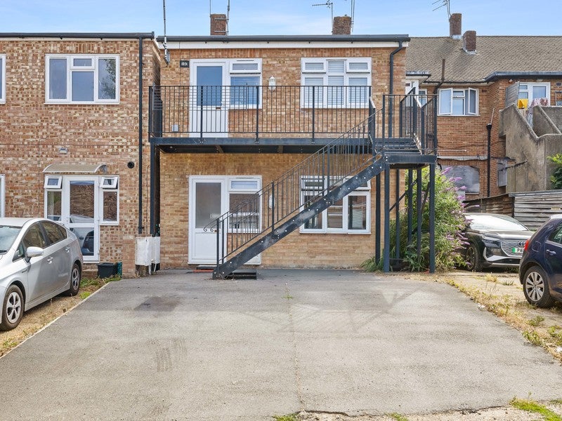 House Dovers Green Road in Reigate and Banstead