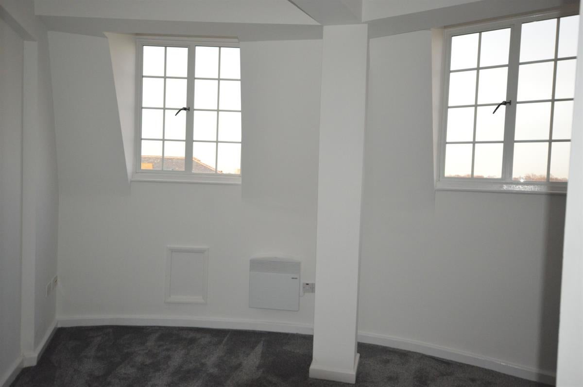 Flat Market Place in Doncaster