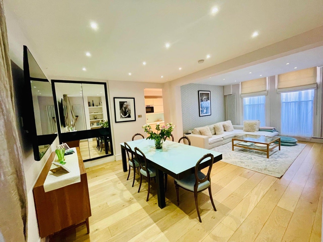 Flat Lawrence Street in Greater London