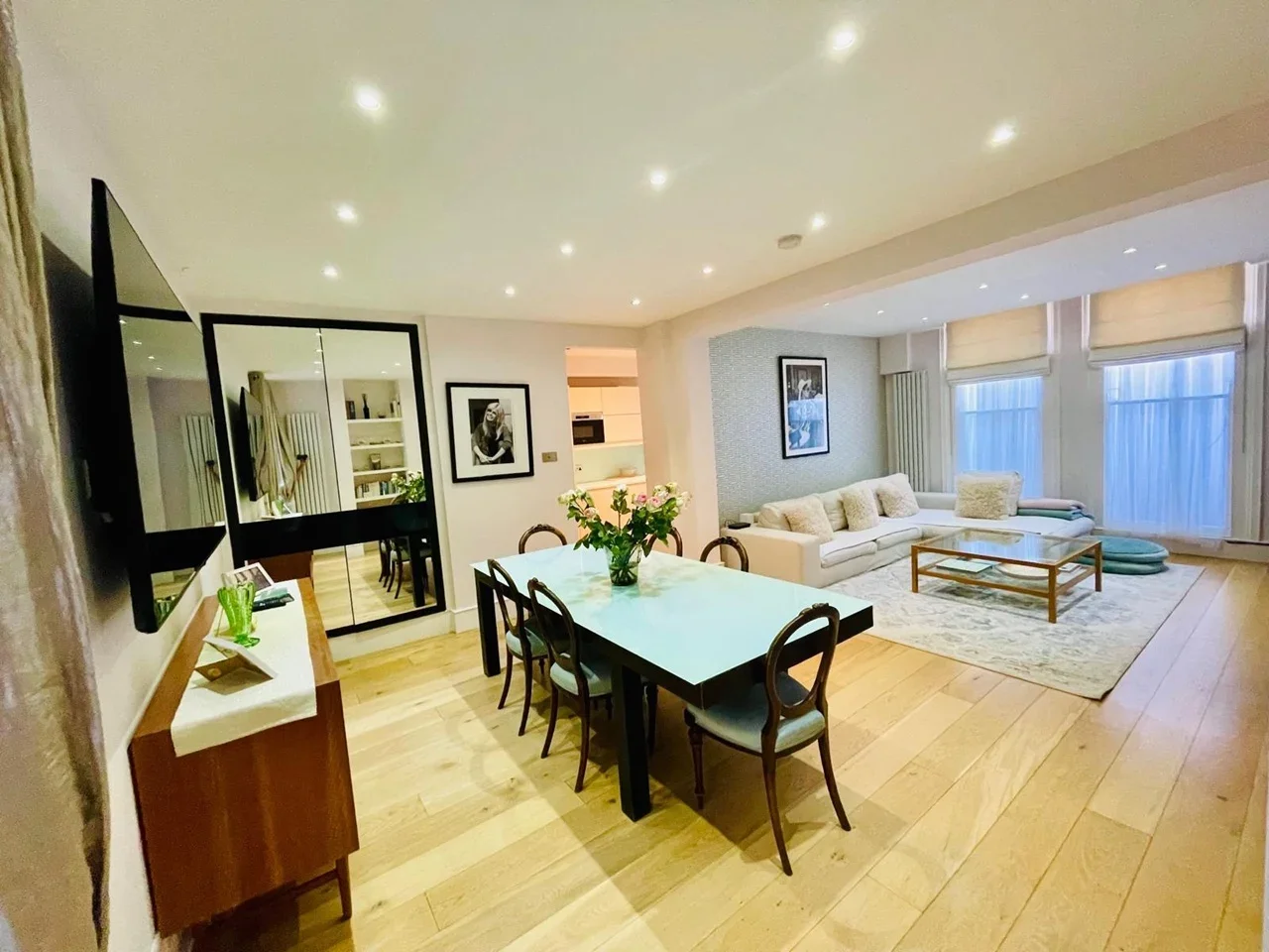 Flat Lawrence Street in Greater London