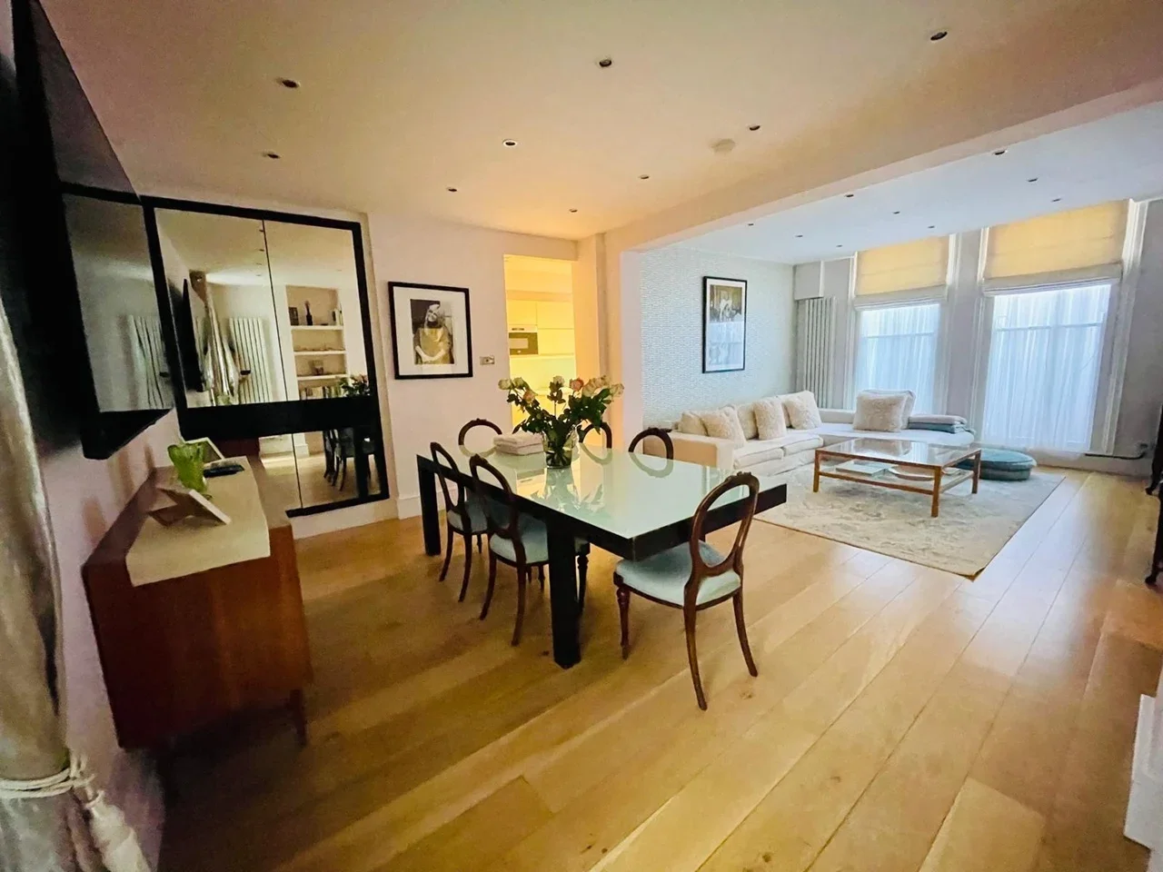 Flat Lawrence Street in Greater London