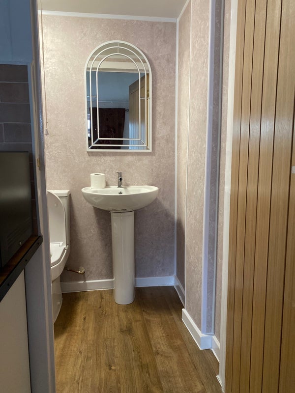 Flat Ravenhead Drive in Bristol