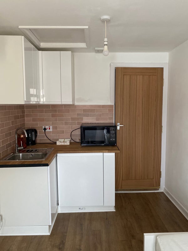 Flat Ravenhead Drive in Bristol