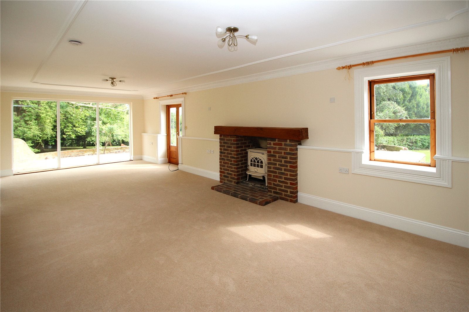 House Edenbridge Road in Wealden