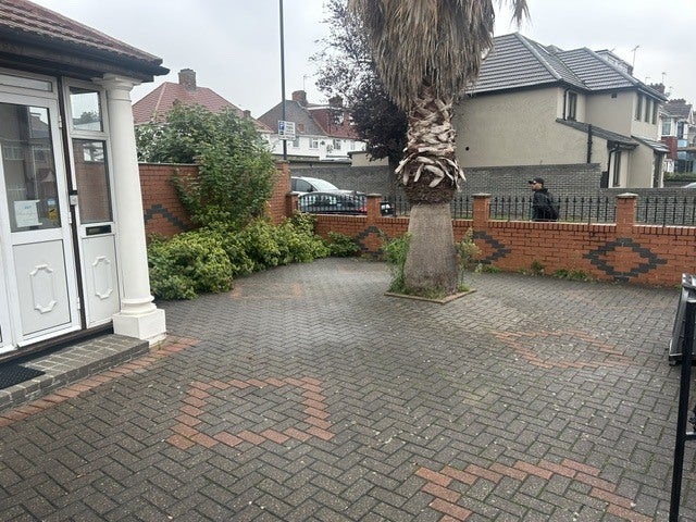 House Tokyngton Avenue in Greater London