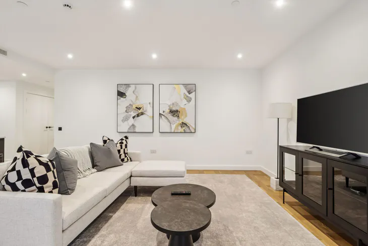 Flat Merino Gardens in Greater London