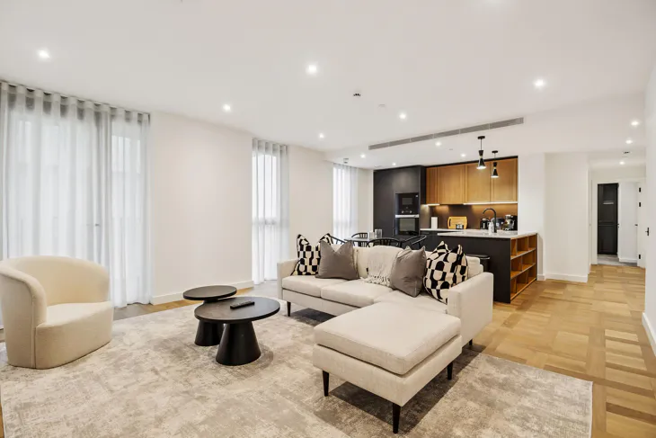 Flat Merino Gardens in Greater London