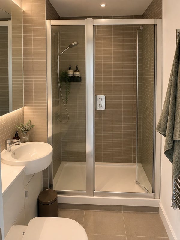 Room Medals Way in Greater London