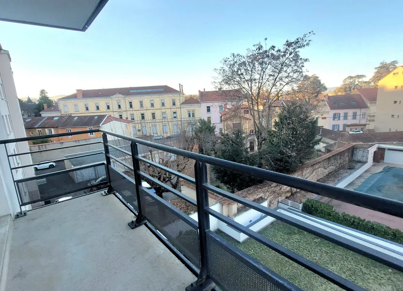 Flat Rue Montesquieu in Villefranche-sur-Saône
