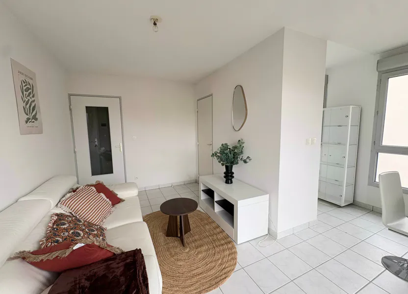 Flat Rue Montesquieu in Villefranche-sur-Saône