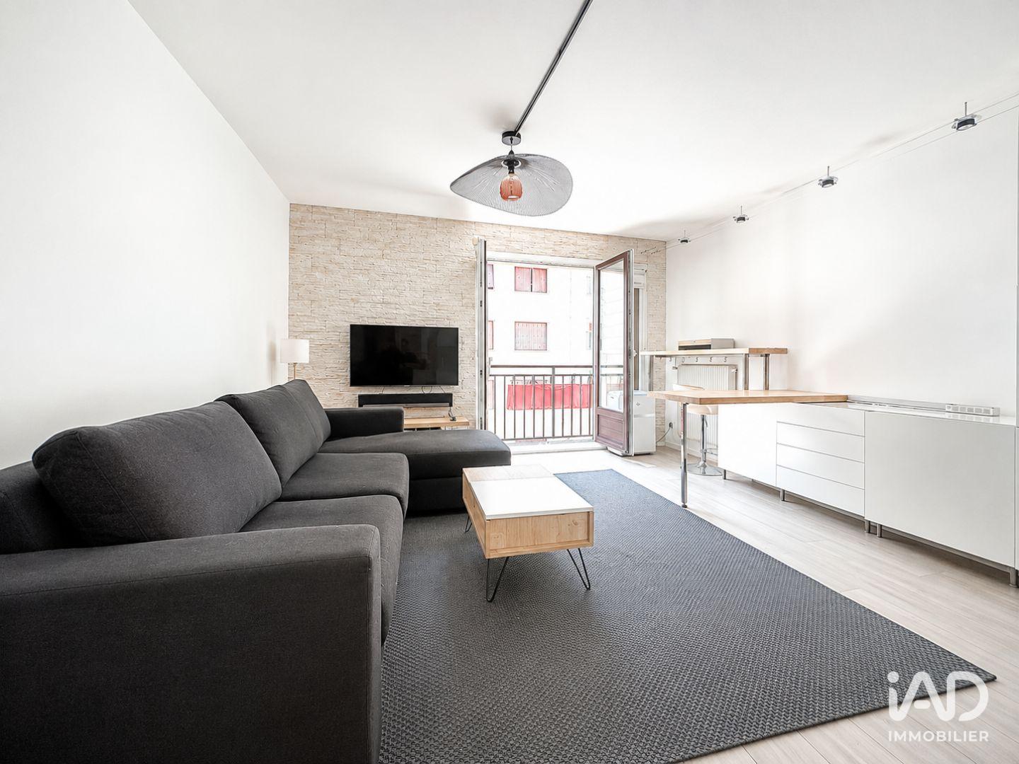 Appartement Rue Jean-Jacques Rousseau à Suresnes