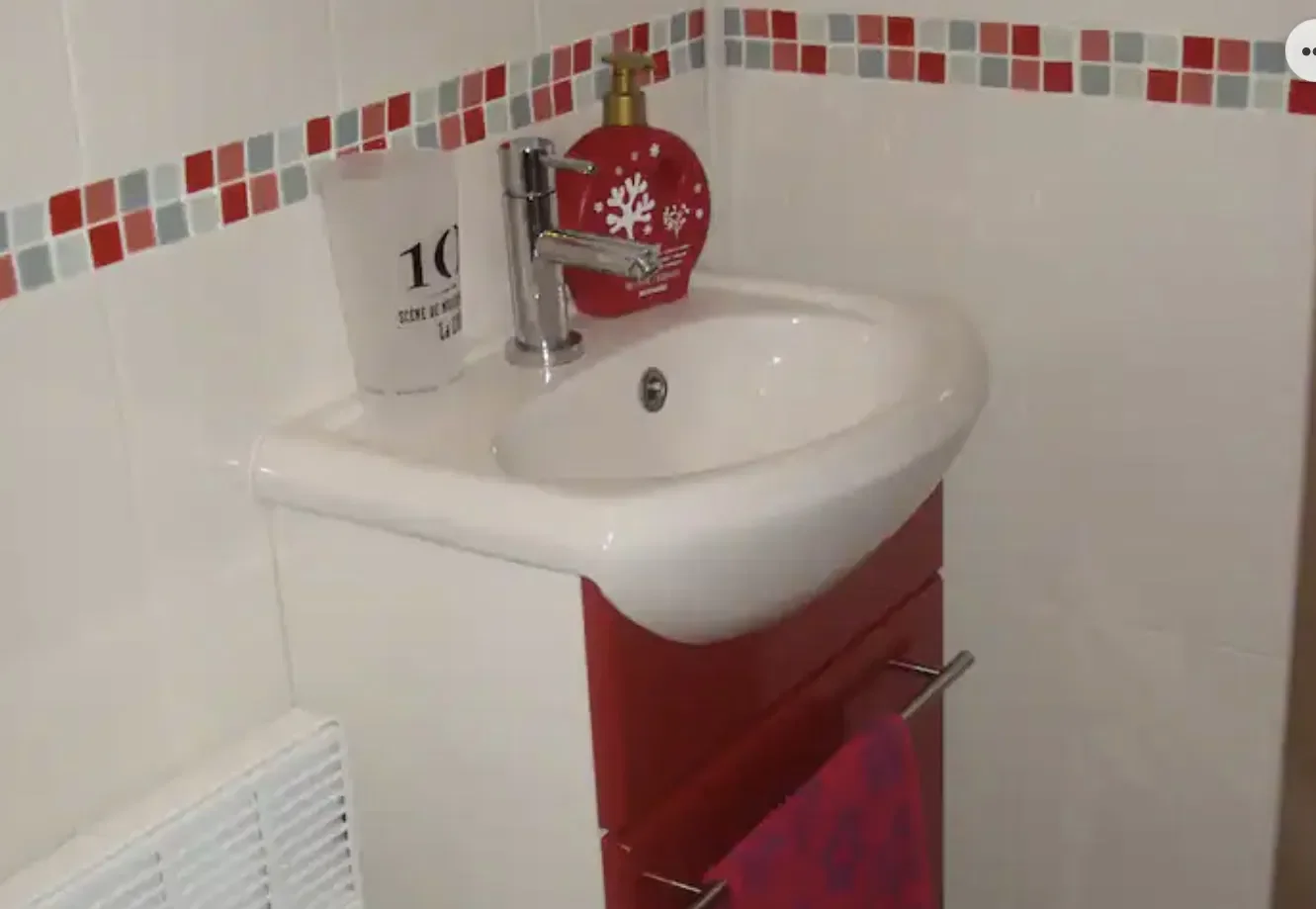 Chambre Rue Victor Hugo à Petit-Couronne