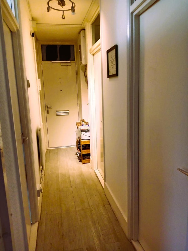 Room Kennington Park Road in Greater London
