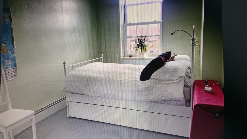 Room Kennington Park Road in Greater London