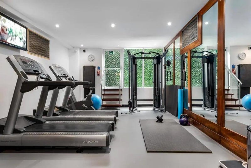 Flat Fulham Road in Greater London