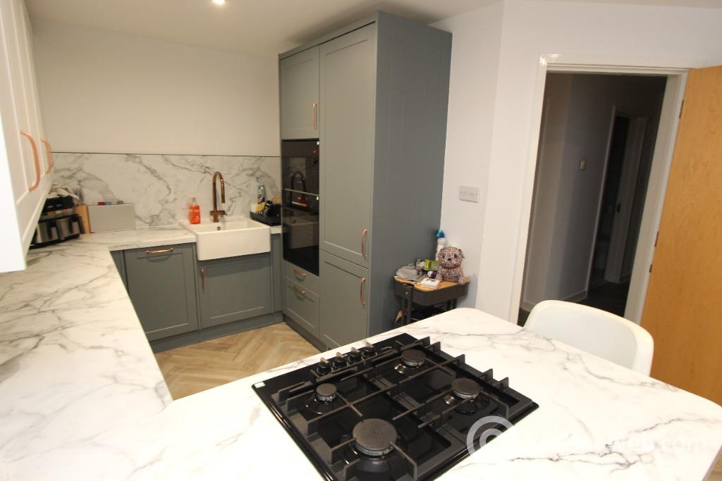 Flat Albion Gardens in City of Edinburgh