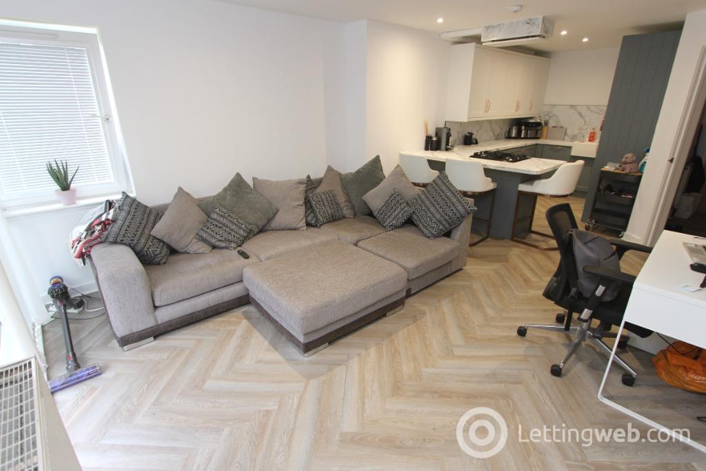 Flat Albion Gardens in City of Edinburgh
