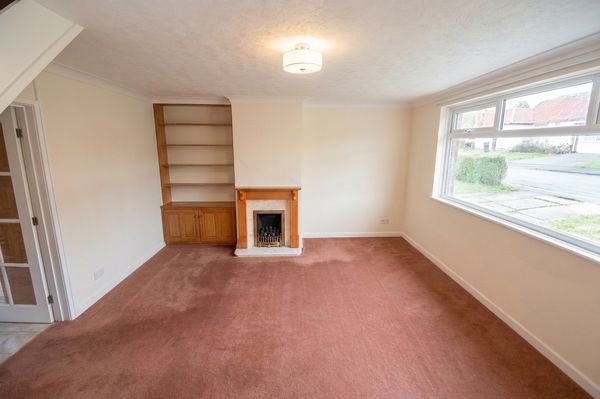 House Henley Avenue in Cheadle Hulme