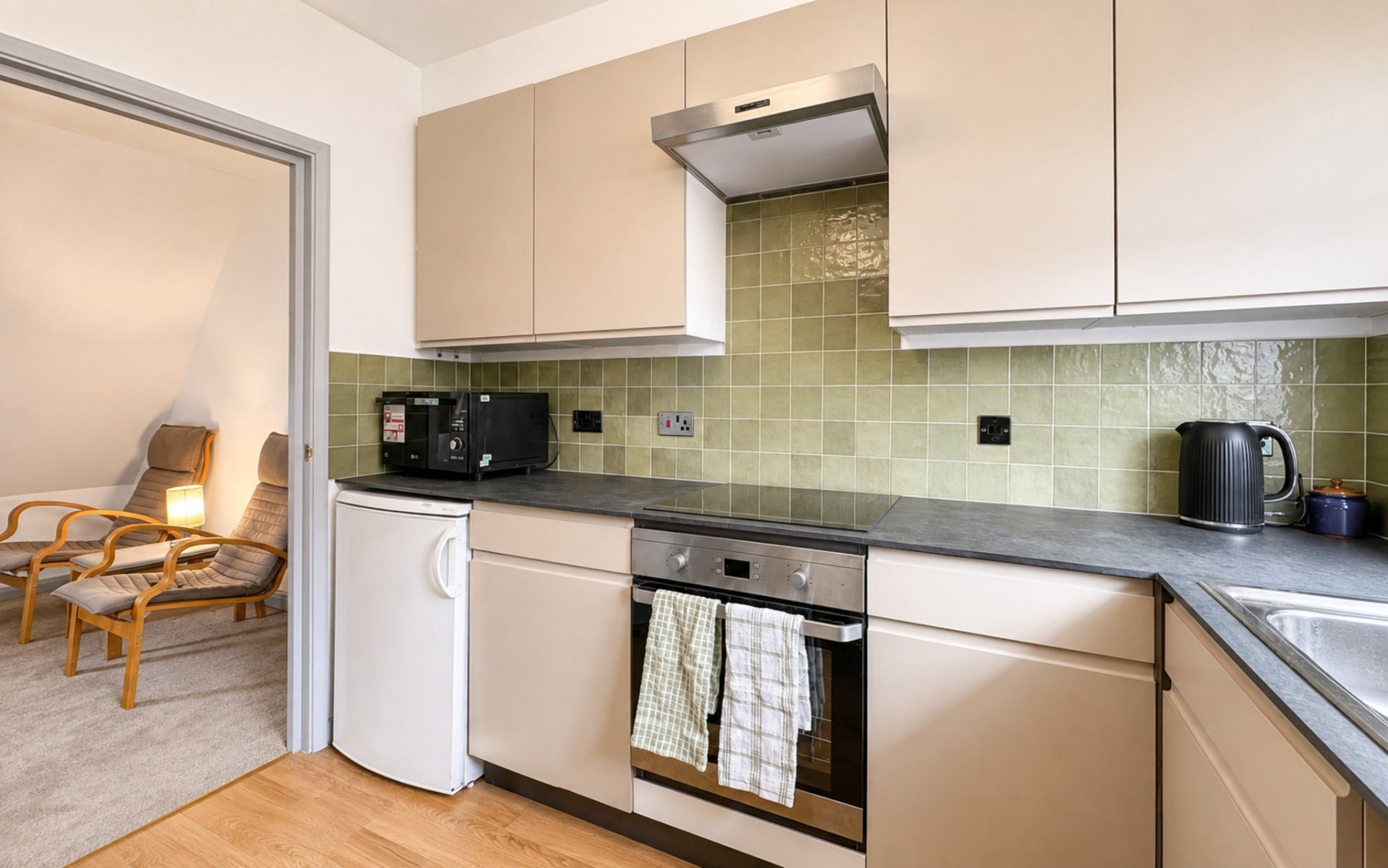Flat Abbeyfields Close in Greater London