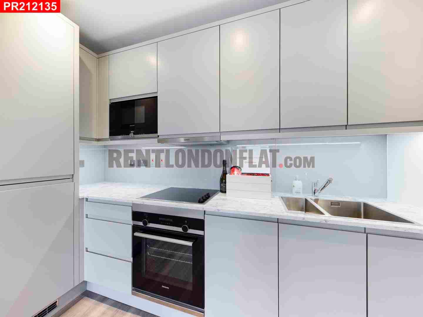 House Bute Close in Greater London
