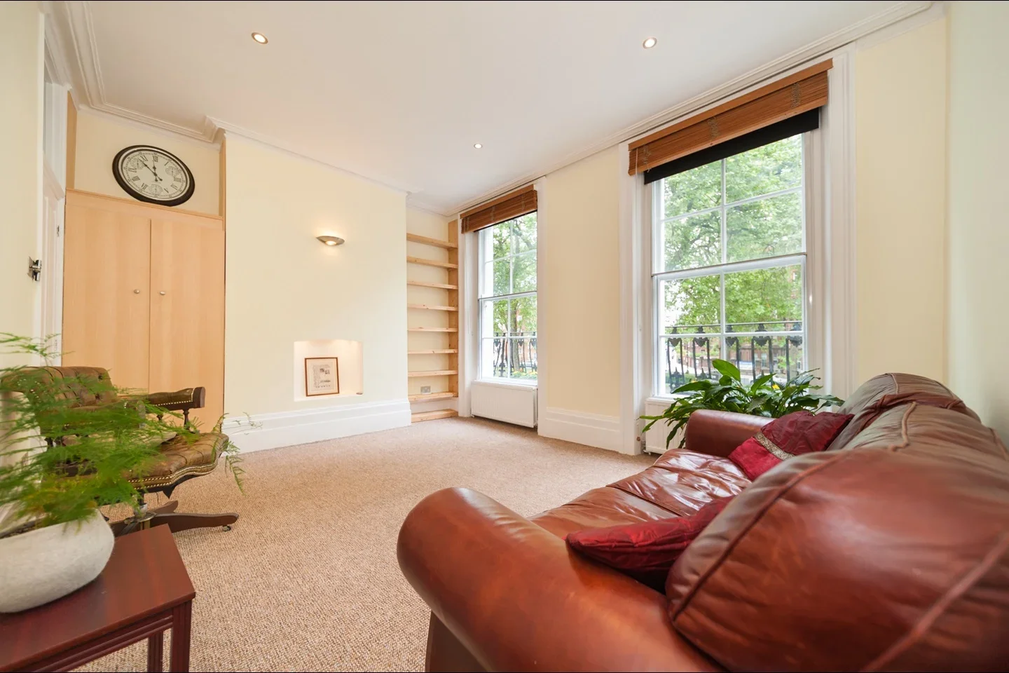Flat Unity Mews in Greater London