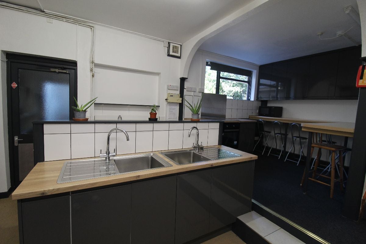 Room Greenfield Place in Weston-super-Mare