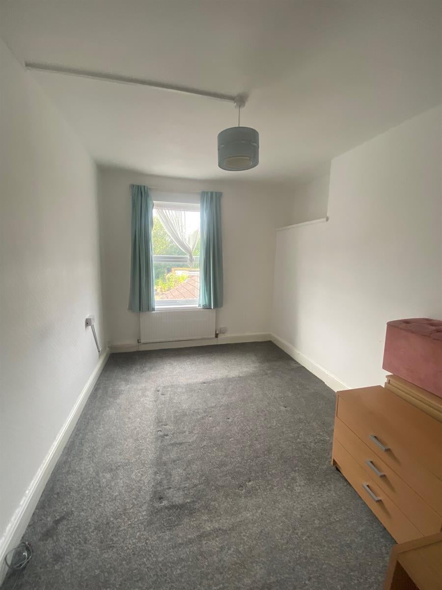 Flat Holly Lane in Birmingham