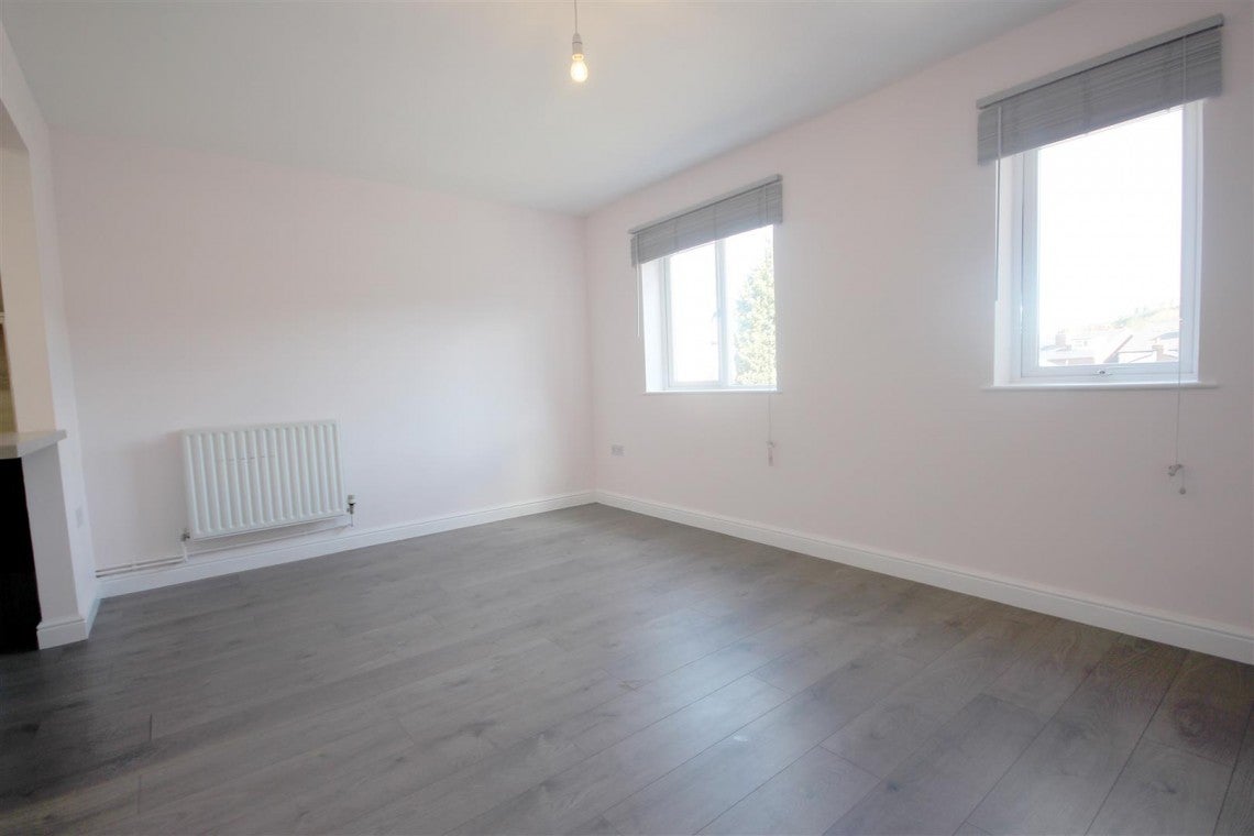 Flat Woodseats Road in Sheffield