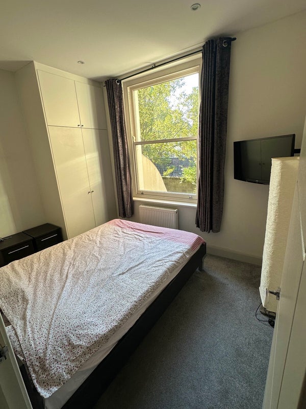 Room Talgarth Road in Greater London