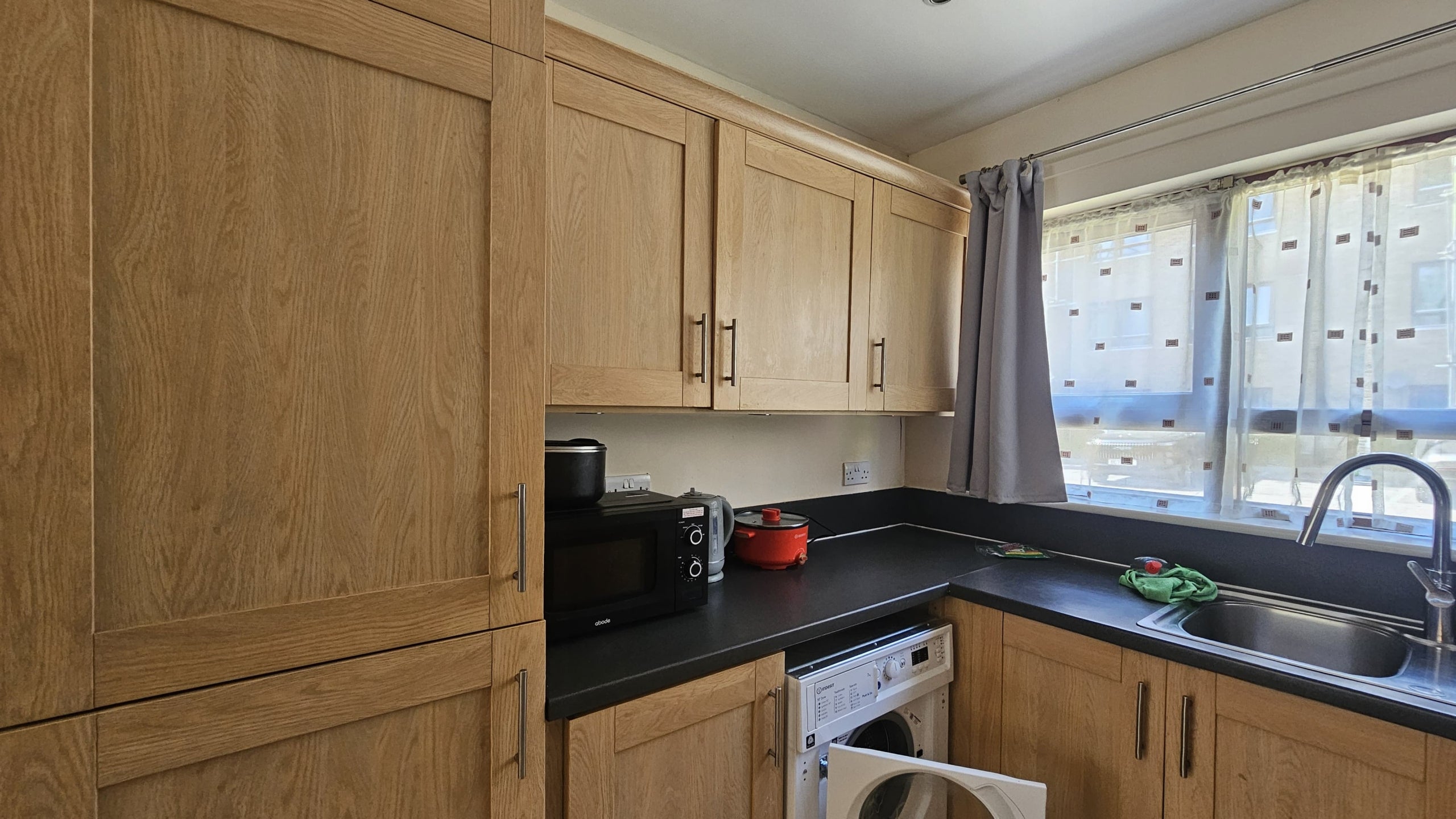 Flat Brabazon Street in Greater London