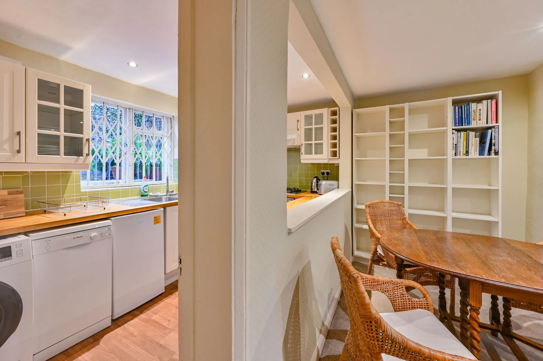 Flat Lansdowne Gardens in Greater London