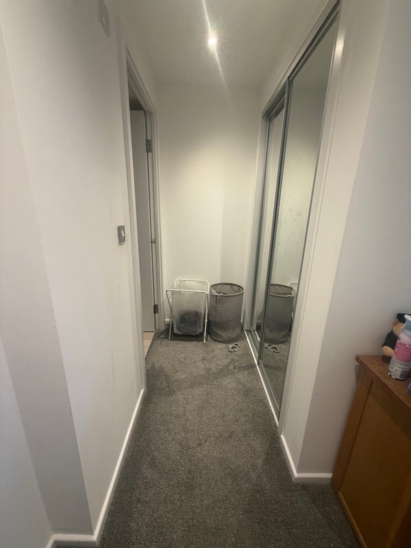Flat Western Gateway in Greater London