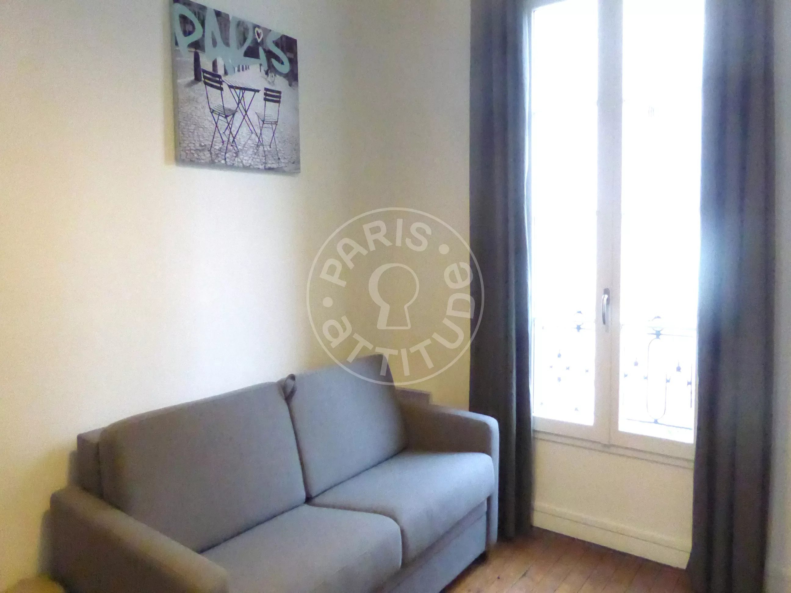 Flat Rue Saint-Maur in Paris
