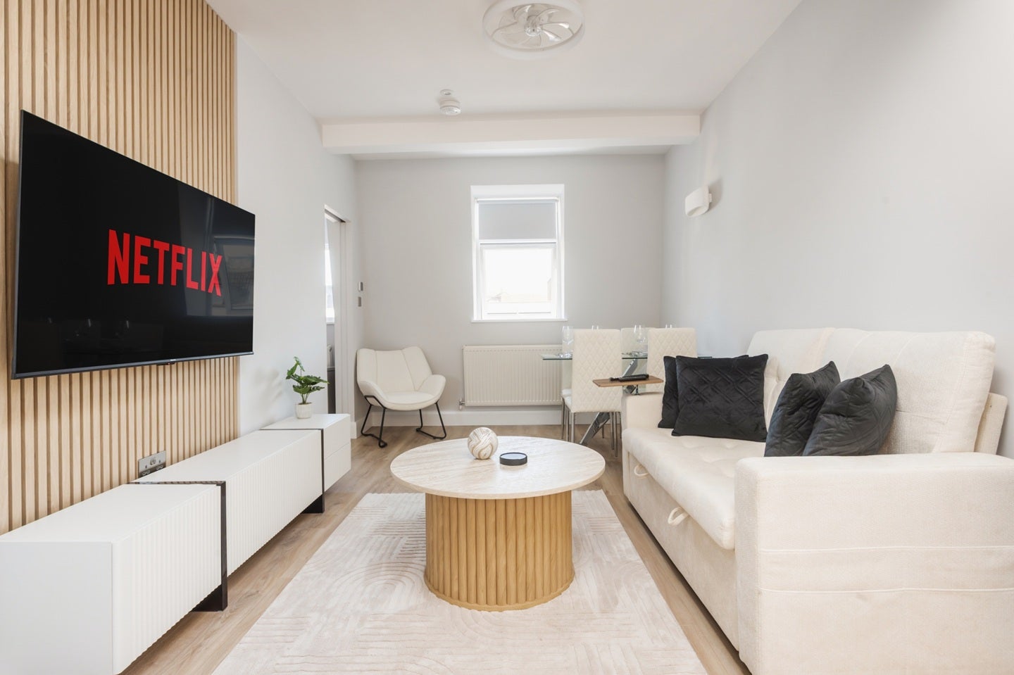 Flat Chesson Road in Greater London