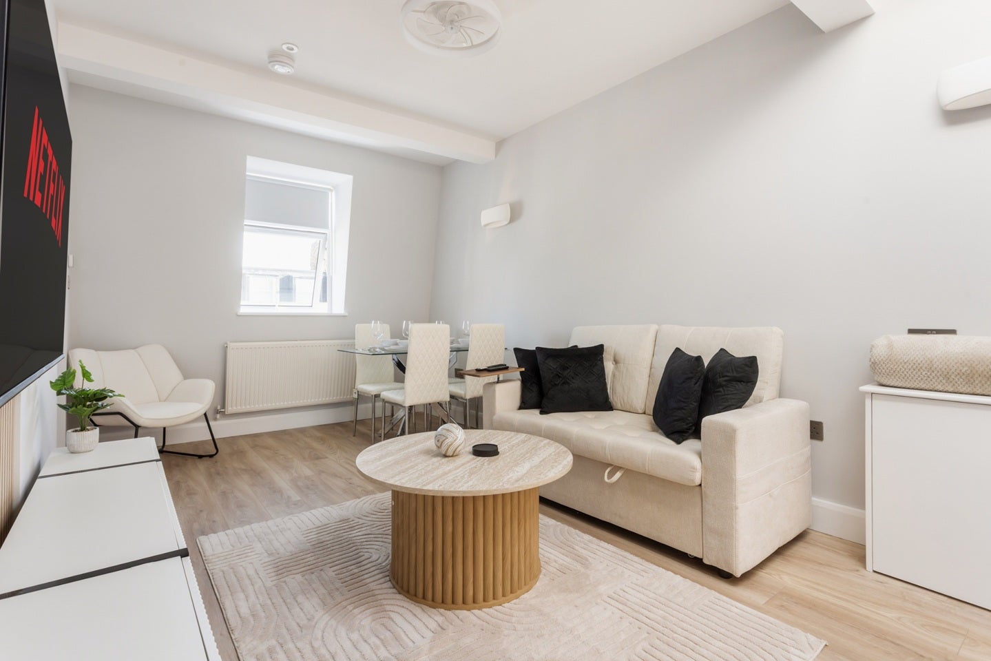 Flat Chesson Road in Greater London