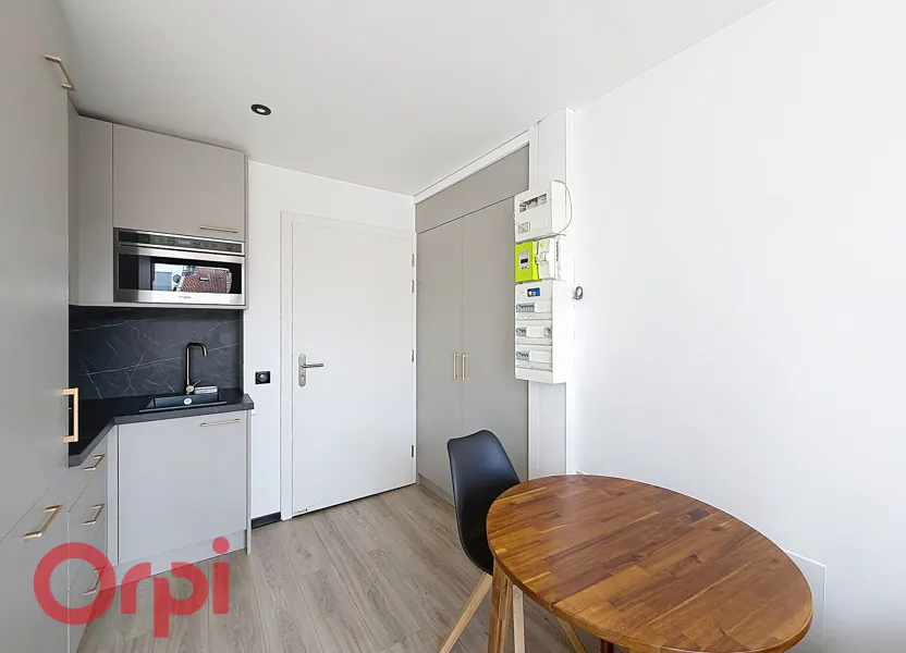 Flat Placette Saint-Sébastien in Nancy