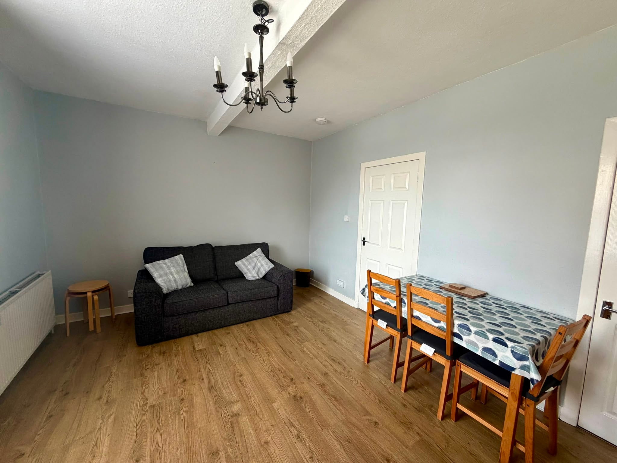 Flat Prestonfield Avenue in City of Edinburgh