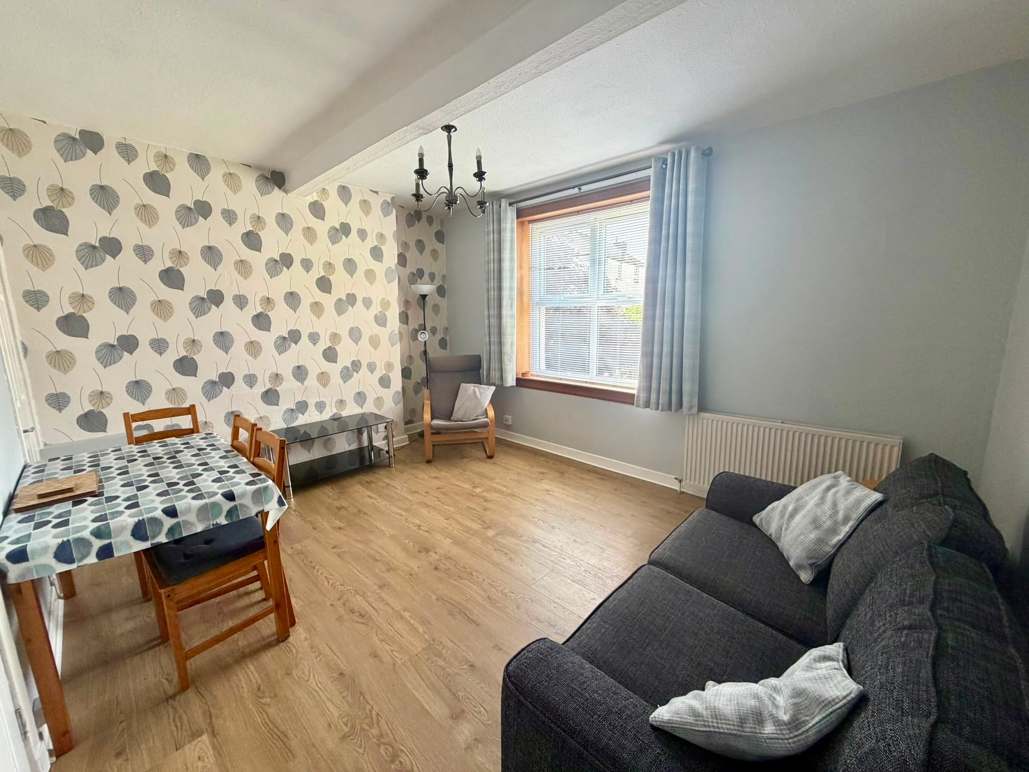 Flat Prestonfield Avenue in City of Edinburgh