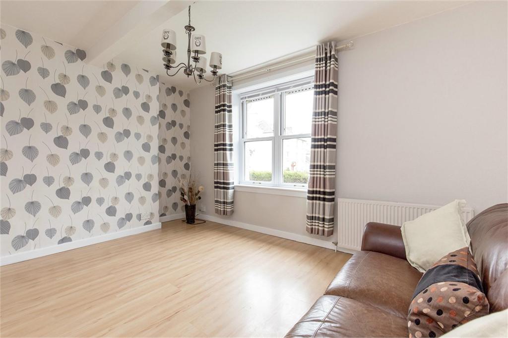 Flat Prestonfield Avenue in City of Edinburgh