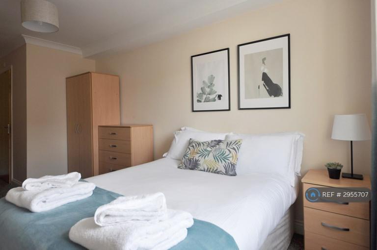 Flat Portswood Road in Southampton