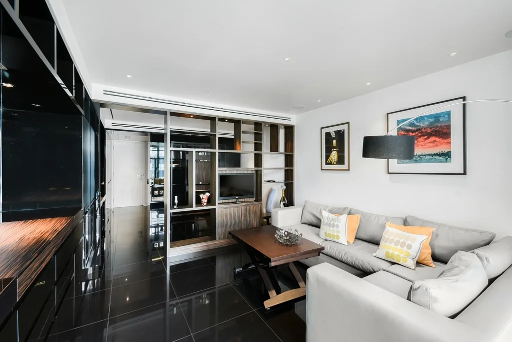 Flat Moor Lane in City of London