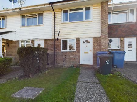 House Compton Close in Hart