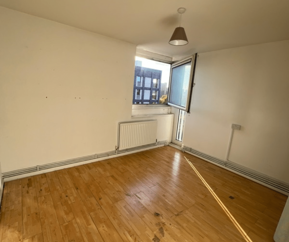 Flat Milburn Lane in Greater London