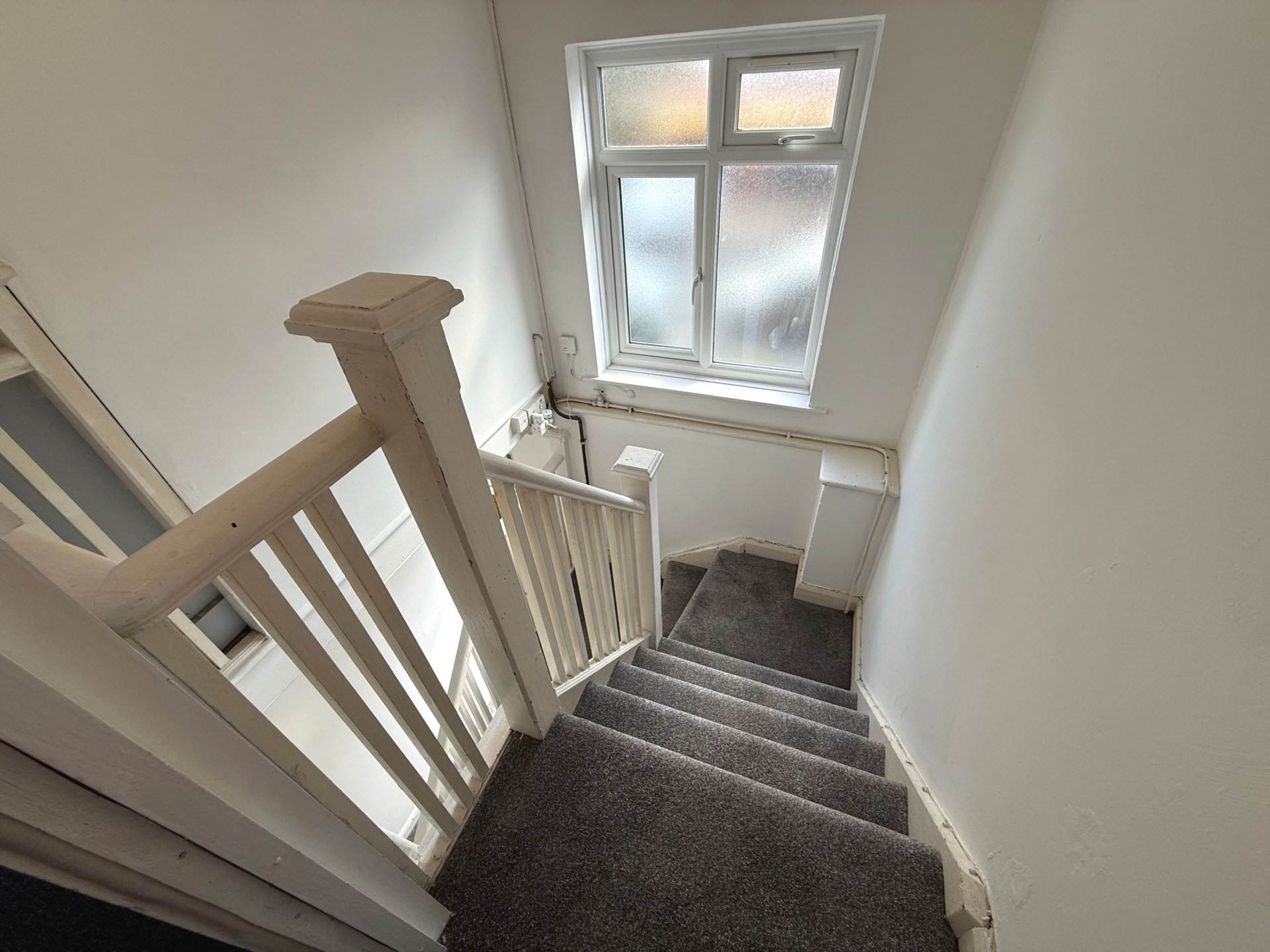 Flat Long Lane in Greater London